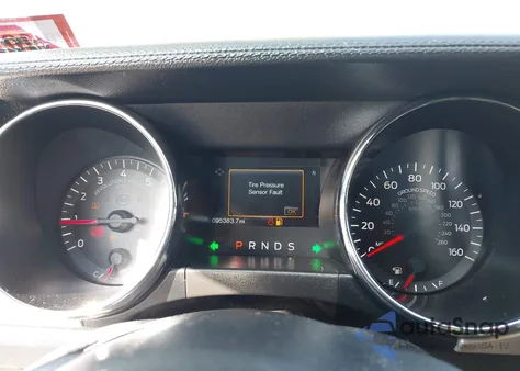 2016 Ford Mustang Ecoboost z USA, uszkodzony, nr VIN 1FA6P8TH4G5325680